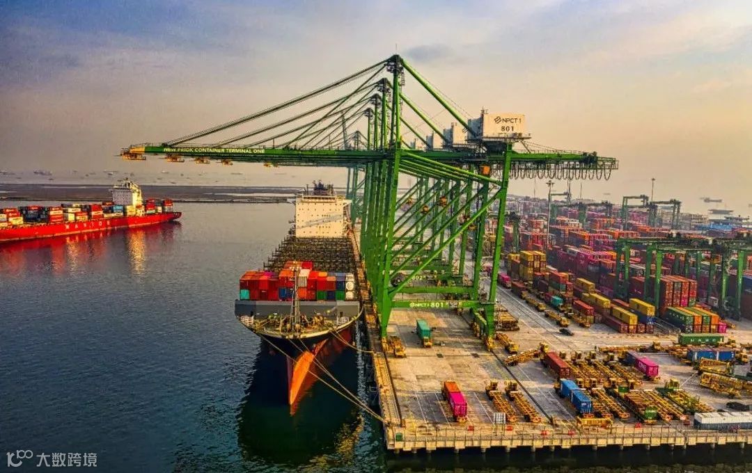 运价继续下行，整体跌幅放缓；未来五周大量航次被取消 (附停航跳港汇总)