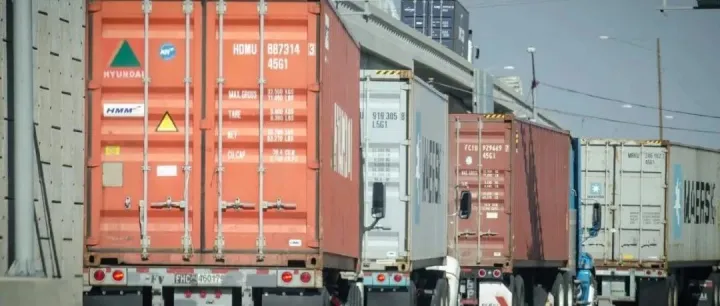 交通部实施货运“白名单”制度，符合规定的司乘人员行程码“摘星”