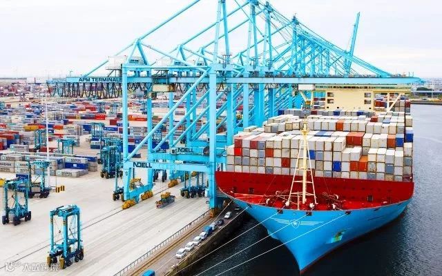 继续剥离码头,马士基将鹿特丹港的一个码头出售给和记黄埔