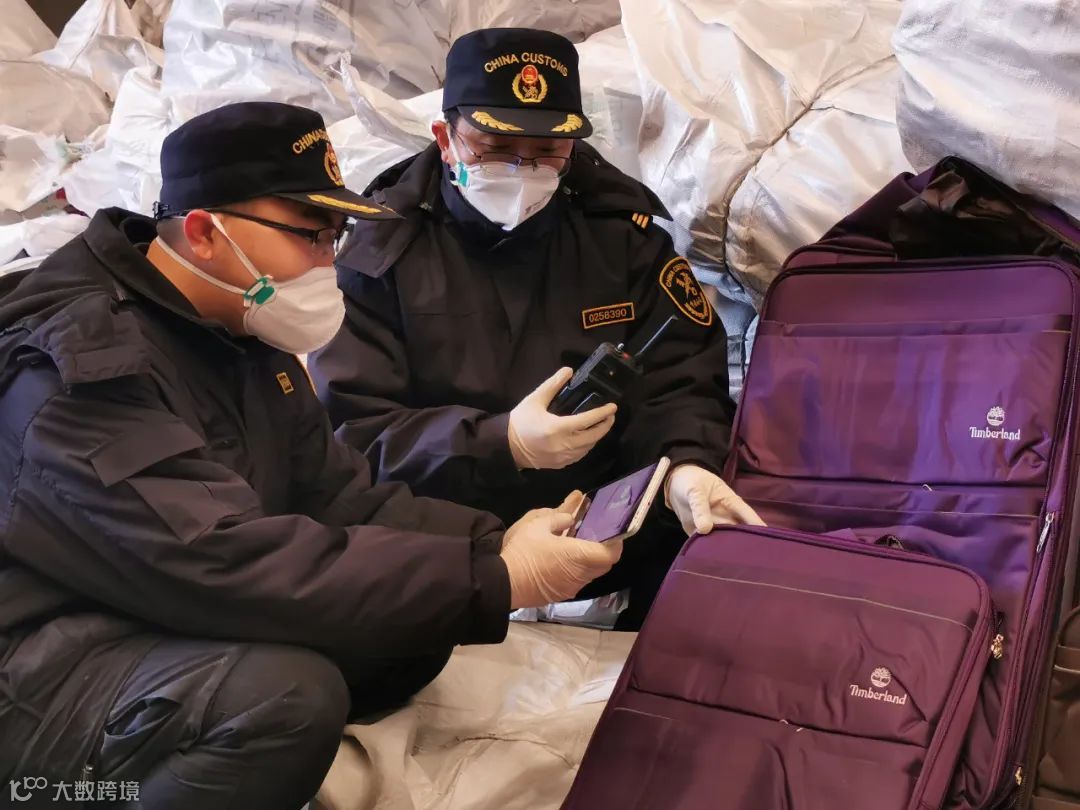 海关公布一批侵犯知识产权典型案例,上半年共扣留侵权嫌疑货物4527万件