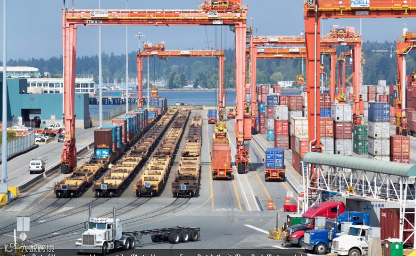 韩国两万三千名卡车司机举行大罢工！