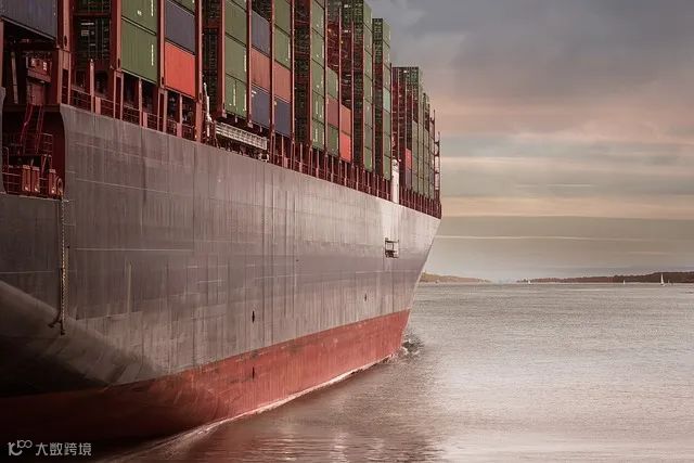 突发!胡塞武装对三艘船舶发起袭击!多个港口受到严重波及!