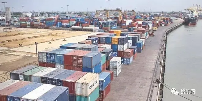 上海告急！ 这个全球第一大港正无限接近其第二个头衔：世界第一“堵”港！