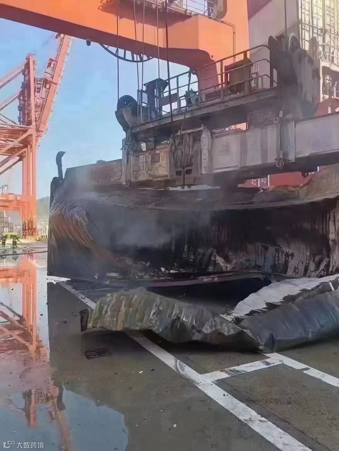 蛇口港疑因瞒报危险物品起火,对危险品不要抱有侥幸心理