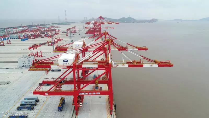 上海洋山四期自动化码头开港在即，“魔鬼码头”魔性何在？