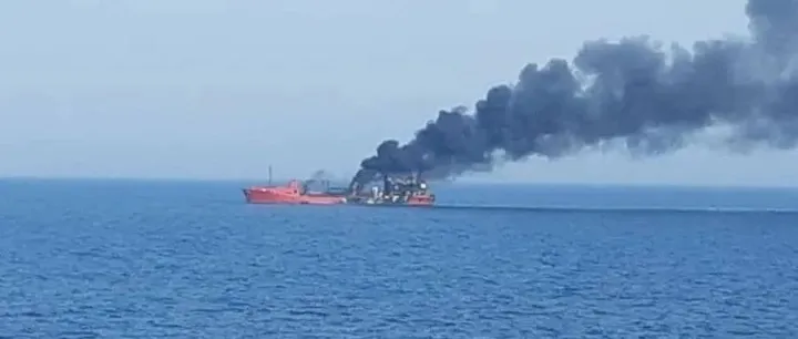 俄乌冲突致海陆空运输受影响！多艘货船被炸弹击中、多国关闭领空、物流服务暂停