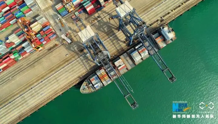 年前高峰已至，盐田港单日处理箱量再创新高！