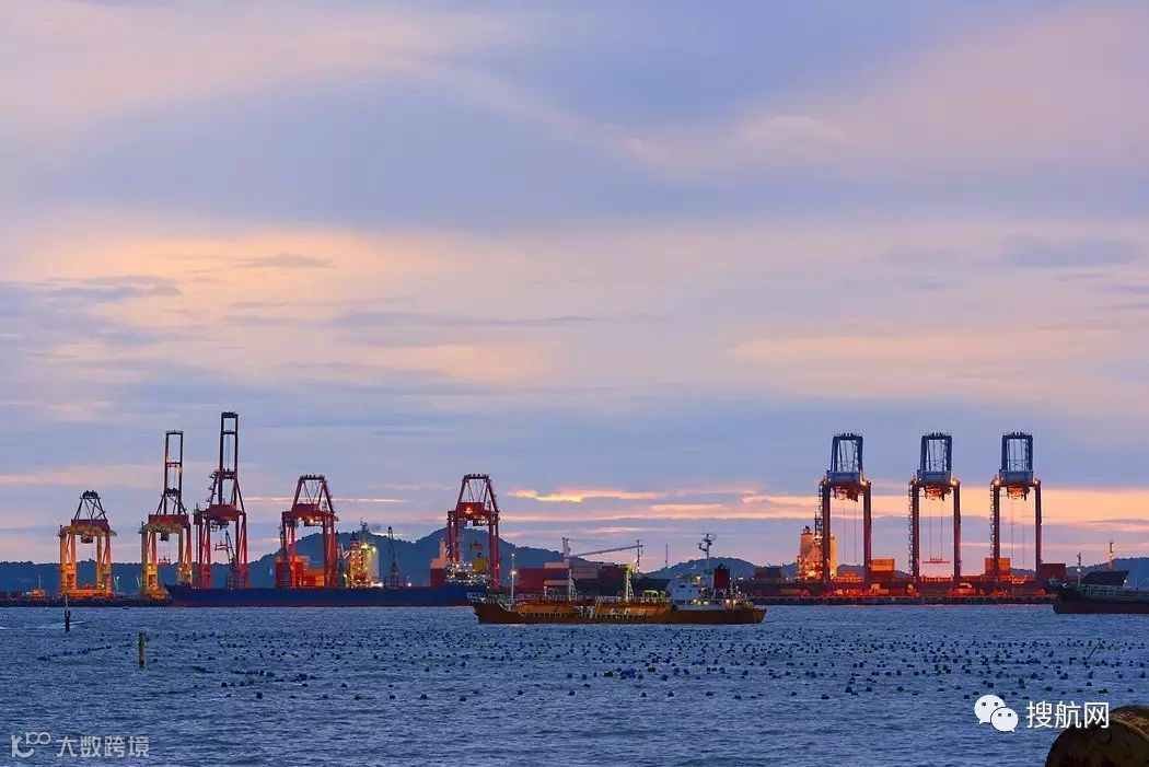 上海告急！ 这个全球第一大港正无限接近其第二个头衔：世界第一“堵”港！