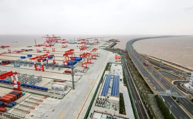 上海洋山四期自动化码头开港在即，“魔鬼码头”魔性何在？
