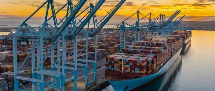 洛杉矶港8月进口量同比下降17%，预计还将继续回落