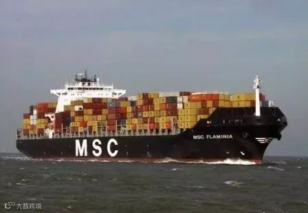 马士基浩南轮今日更新:大火完全扑灭还需要几天,在此之前孟买将暂时拒绝作为其避免港!