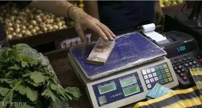 理一次发花费5根香蕉和两个鸡蛋！这个已倒退至物物交换的国家，外贸货代企业需要避而远之！