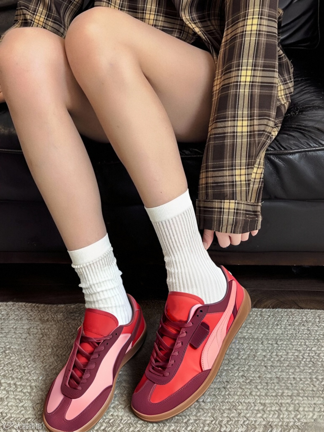 不换衣服只换单品?包包和鞋子也可以‘变装’,AI赋能的时尚新玩法!