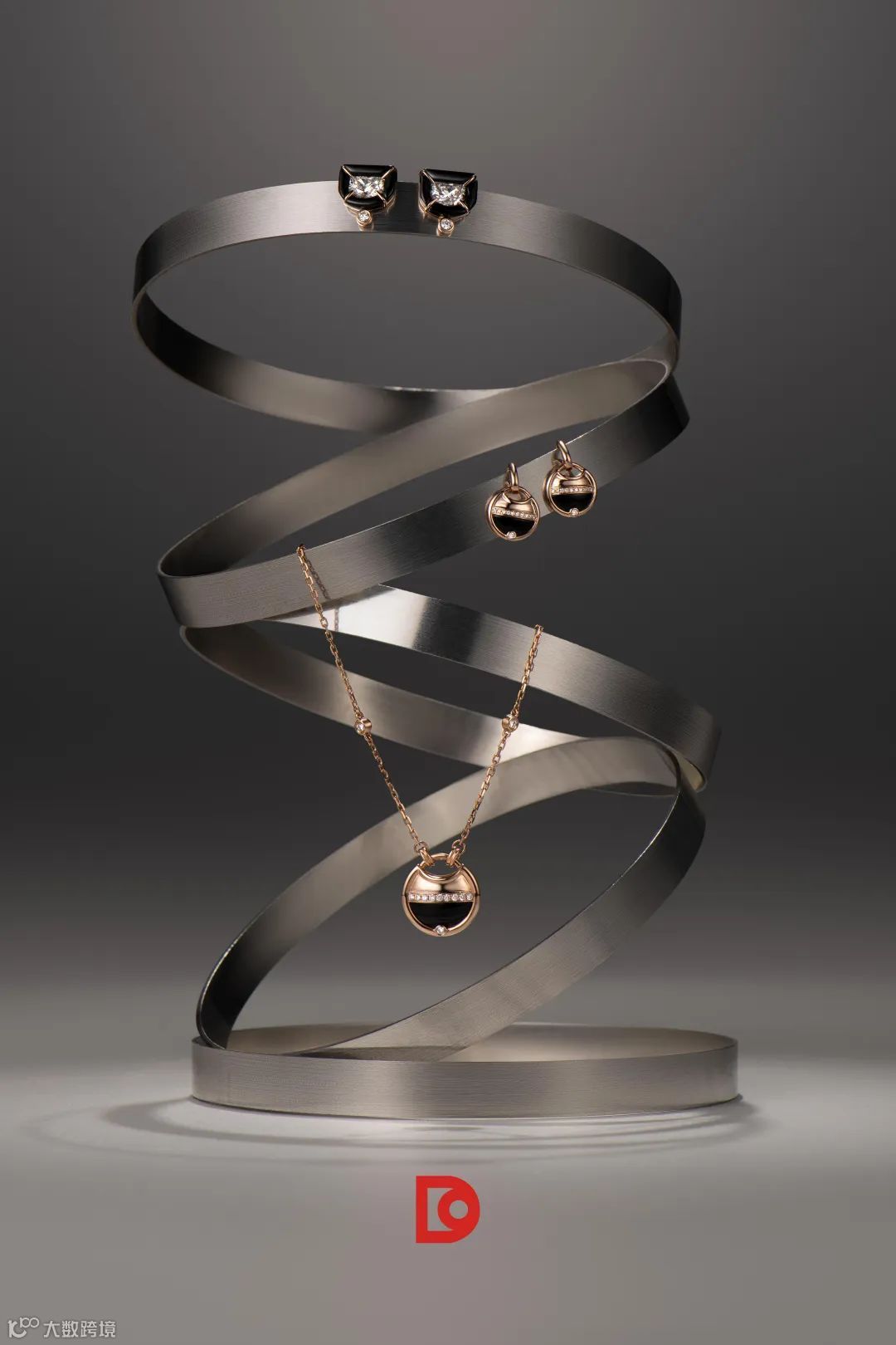 1963中国第一颗，DEINO如何开启钻石品牌可持续史诗级叙事？