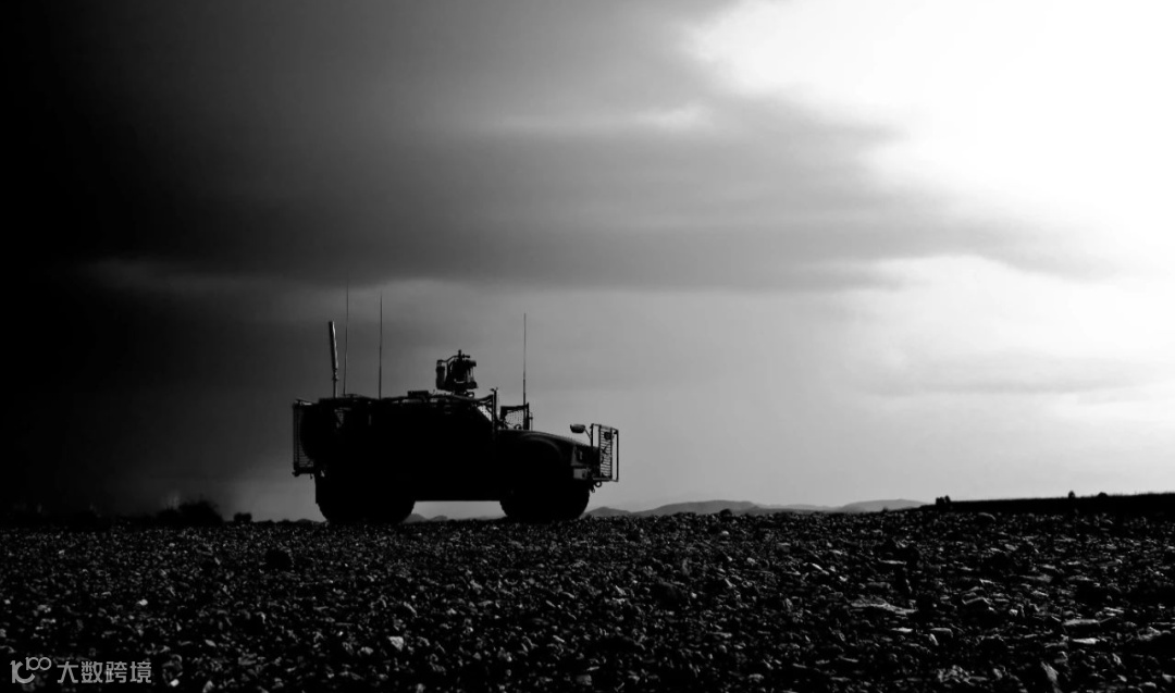 特朗普，最新解读！事关60%关税、美东罢工、俄乌巴以、TikTok……