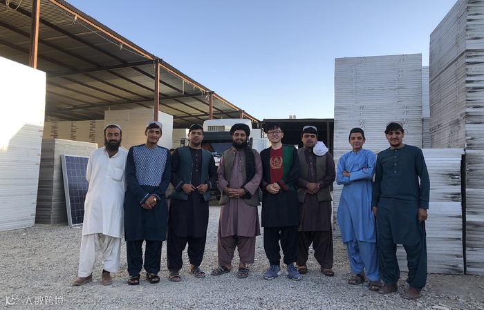 出海人的另一面：在炮火中，做着以命相搏的生意