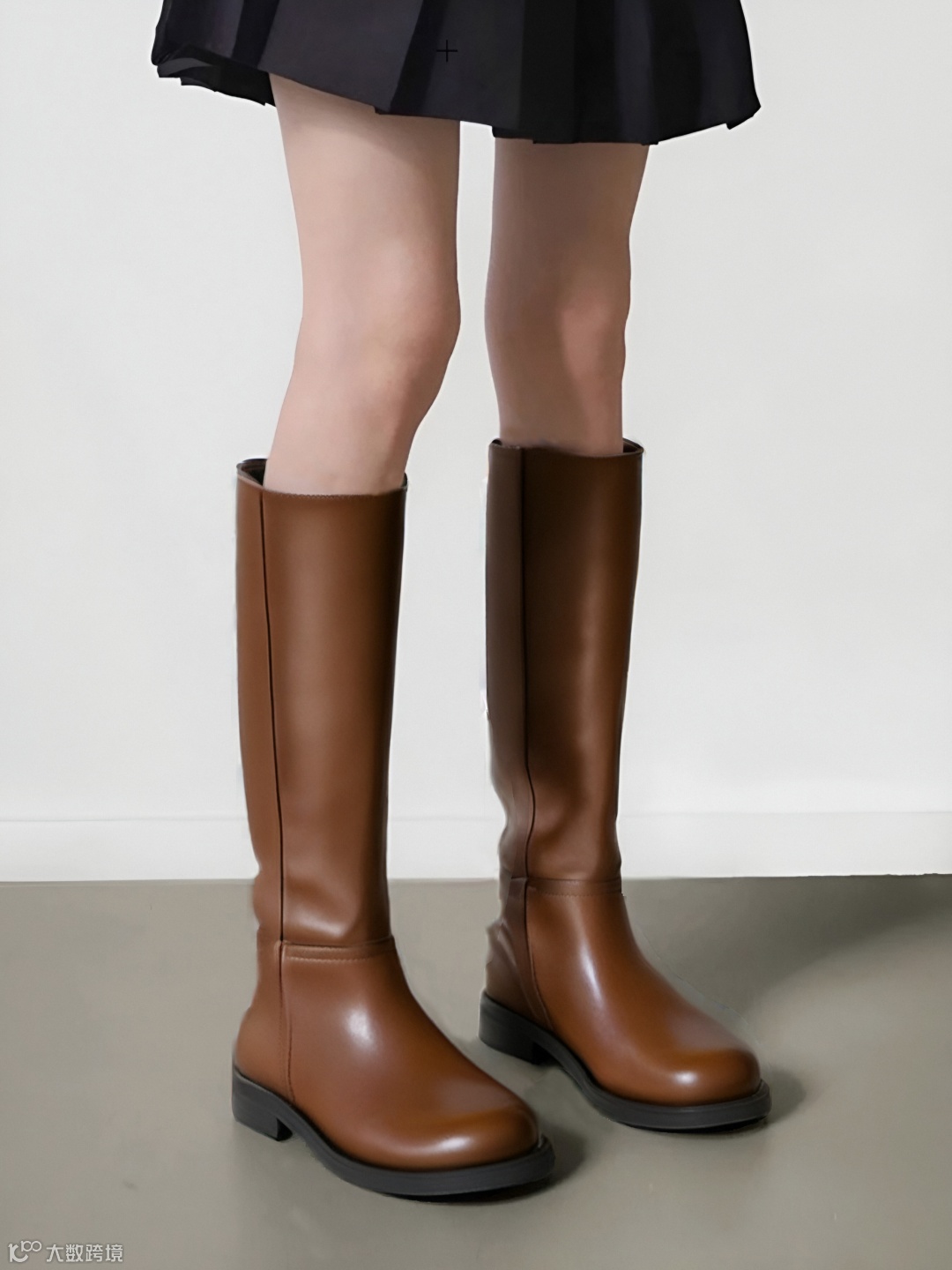 鞋子卖家用AI图片没流量?原来99%的人都搞错了