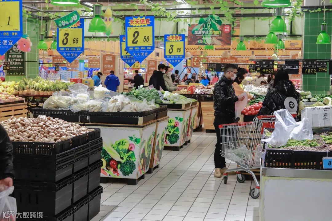 做无印良品、优衣库还是唐吉诃德，中国折扣零售该走哪条路线？