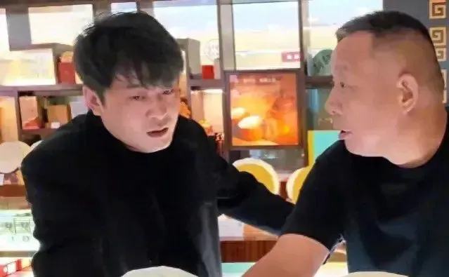 带货主播盯上胖东来
