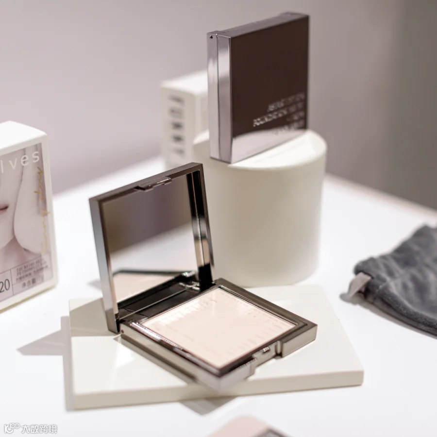 从年销10亿+到挑战日本市场，对话方里陶子：国货美妆如何重新思考出海这件事？