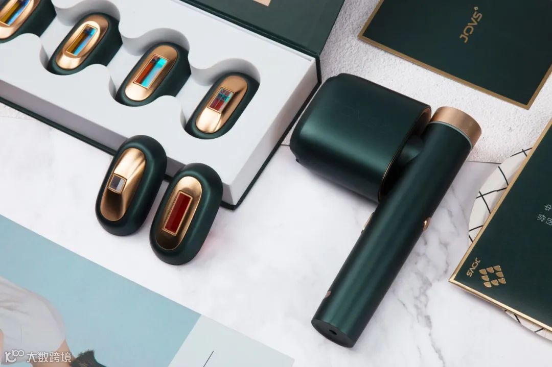 “卷出”差异化,国产品牌得时装周加持在高端化之路傲立群雄