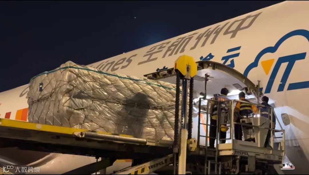 “黑五”再创新高,「纵腾速度」助力客户赢战旺季