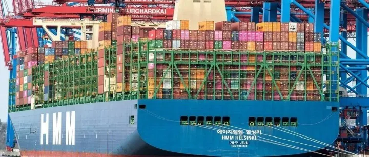 突发！HMM超大型集装箱船与油轮相撞！挂靠国内四大港口！船期延误！