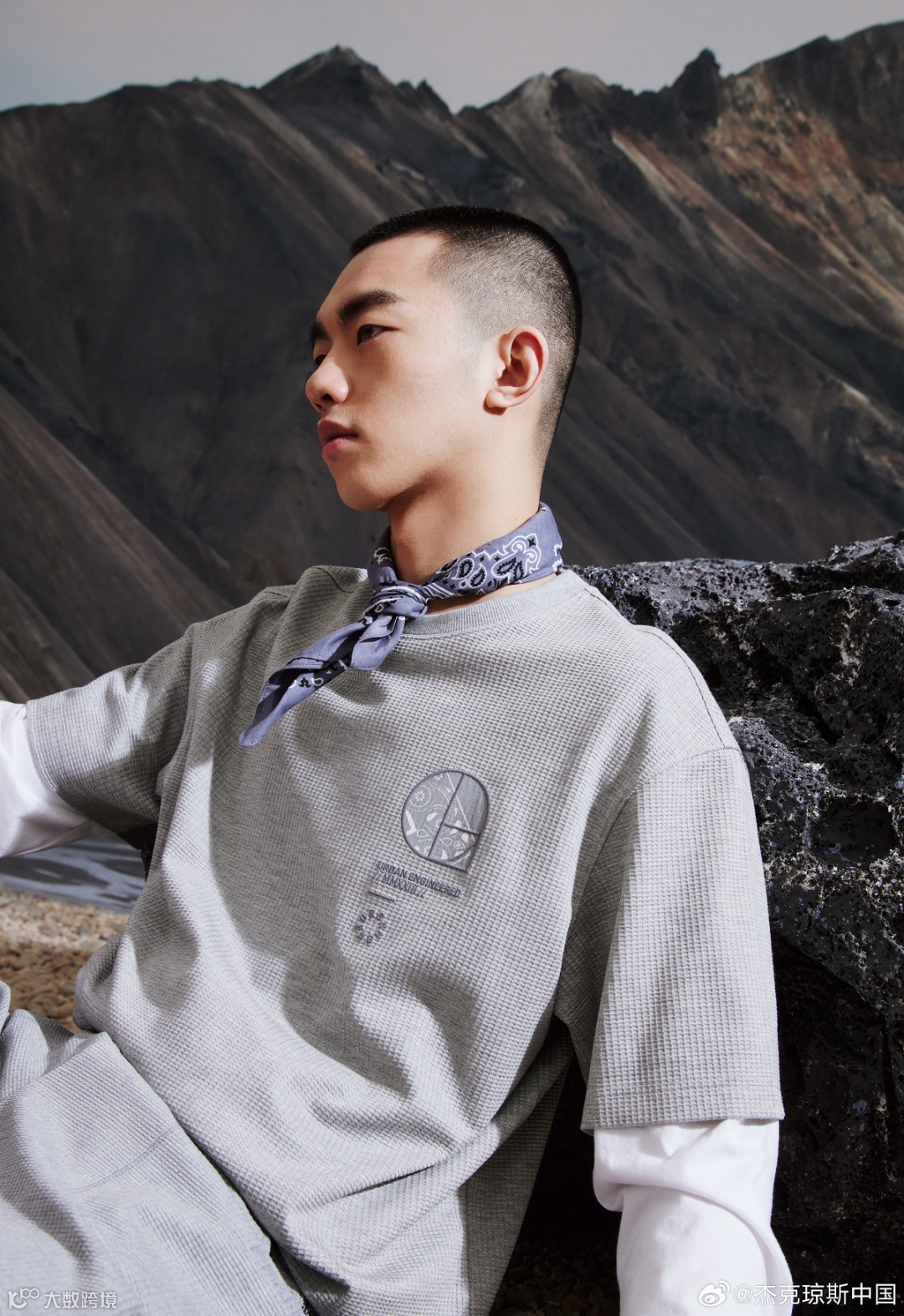 从品牌联名到话题营销,杰克琼斯在小红书引领“蓝颜”潮流新风向