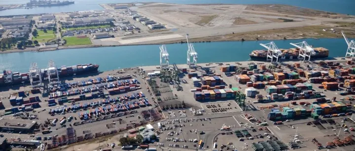 罢工预警！美东和海湾地区码头工人或将在明年罢工！