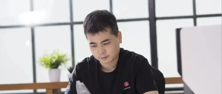 关键股东频繁套现“唱空”，石头科技增长神话破灭