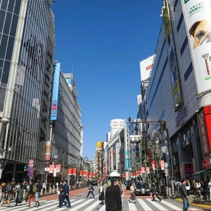 团块次代与觉醒世代：日本消费变迁下的品牌之路