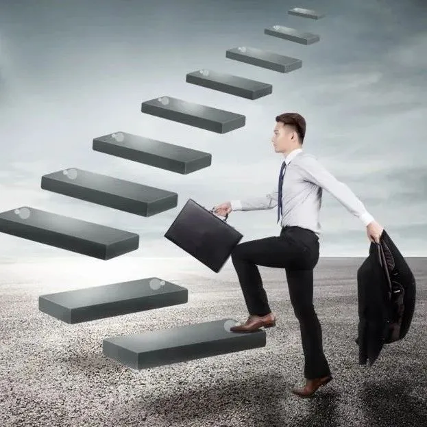 元气森林：向巨头交学费的一年