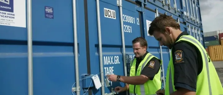 中国商品遭“精准打击”？美国海关查验率暴涨至70%