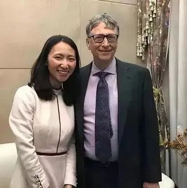 李一诺,18岁保送清华,4年生了3个娃,成为替世界首富花钱的女人- 大数跨境