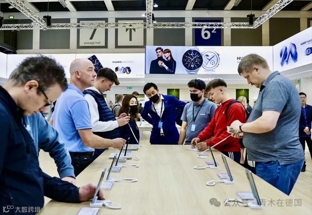 德国民众试用华为产品