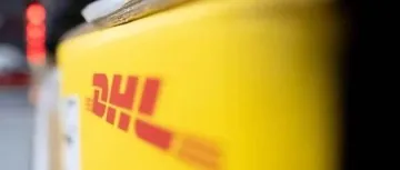 海关通关陷入瘫痪!DHL暂停价值超800美元的美国个人包裹派送!