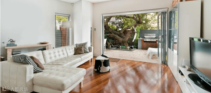 How Much Time Does The Average Person Spend Cleaning House? - Happy Coaching