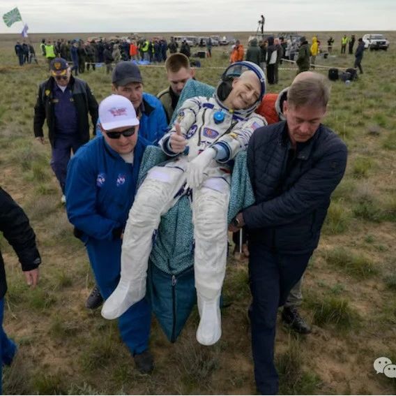 70岁上太空！NASA最年长现役太空人生日当天返回地球，完成第4次太空任务- 大数跨境