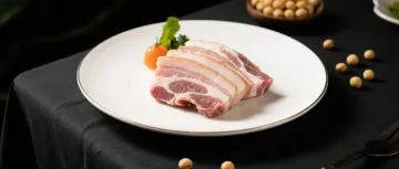 美媒：中国大量取消美猪肉、大豆订单！