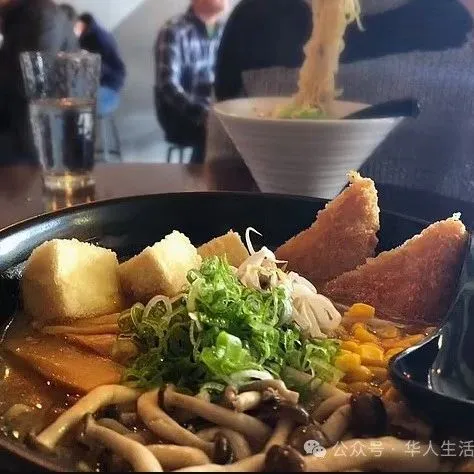 引发争议！吃拉面没给小费，亚裔老板追着辱骂客人，结果一发不可收拾！
