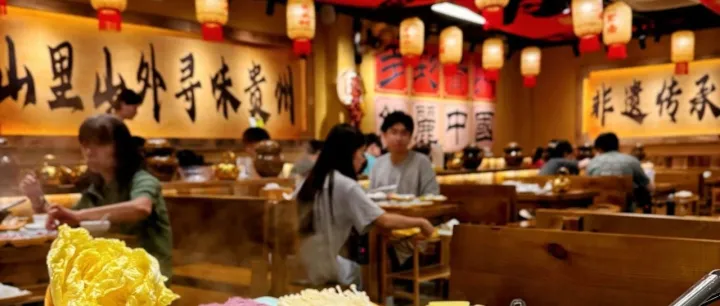 关税与瓶颈双重夹击！传统企业出海逆袭的秘密曝光