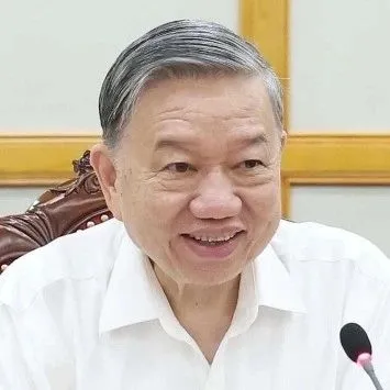 越南｜机构重组、行政重组将减少近13万名公务员