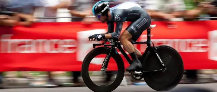 只需4步！手把手教你在2025年稳占Google第一页