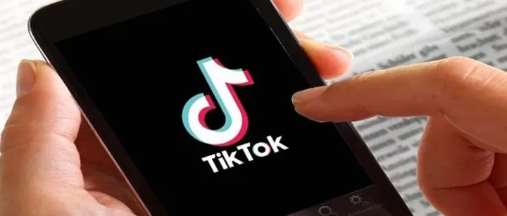 TikTok难民涌入小红书，中美文化交流的新舞台 - 客千川