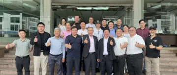 中国家具协会出访中东、东南亚，深圳市家具行业协会会长黄华坤、主席侯克鹏一行22人随团考察