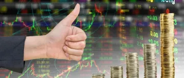 人民币突涨2500点！离岸汇率创半年新高，外贸人结汇还是再等等？