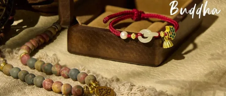 30倍暴利，藏传手串年销800万美金 | 品牌出海