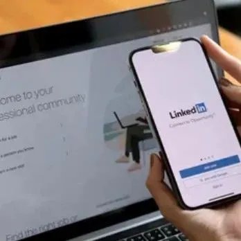 别把LinkedIn当朋友圈