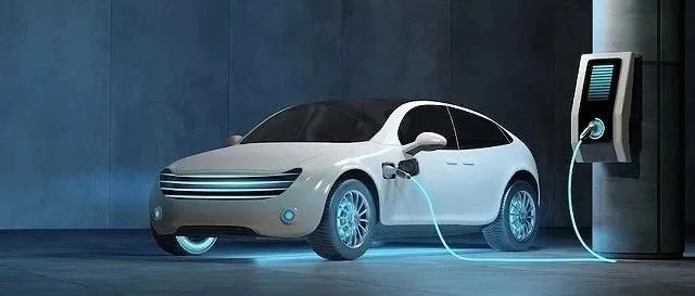 中国新能源汽车产业的崛起：成功密码与未来展望