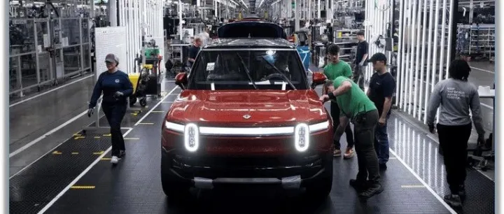 Rivian股价分析：股价暴涨25%后，Rivian股票该买入还是卖出？